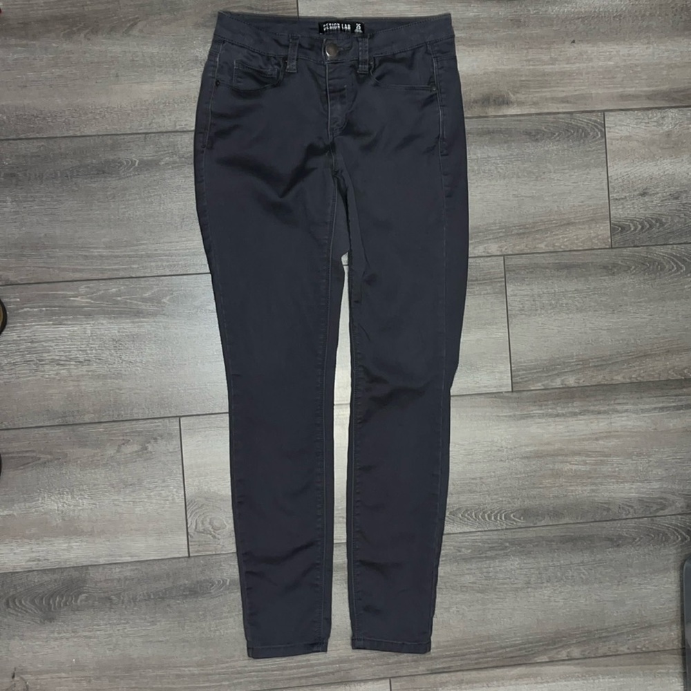 XS205 Design lab by lord & Taylor grey skinny jeans